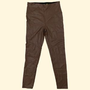 Lyssé Vegan Leather Leggings